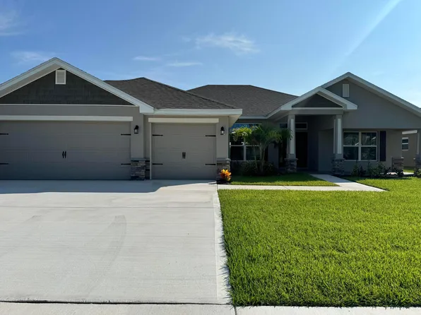 8777 Waterstone Boulevard, Fort Pierce, FL 34951