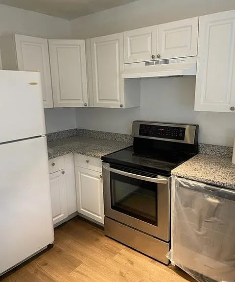 617 Ixoria Ave #2 — Photo 2