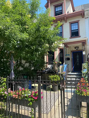 Rented by Dwelling Homes | media 2