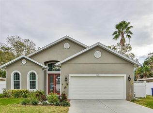 569 Corvette Dr, Largo, FL 33771