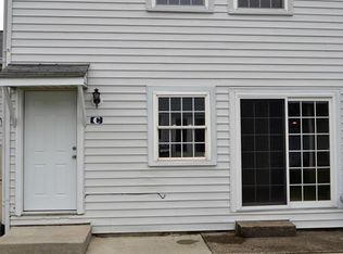 2543 Royal County Down Dr #11B, Uniontown, OH 44685