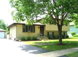 3722 Bergstrom St, Joliet, IL