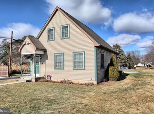 11 E Welty Ave, Dillsburg, PA 17019