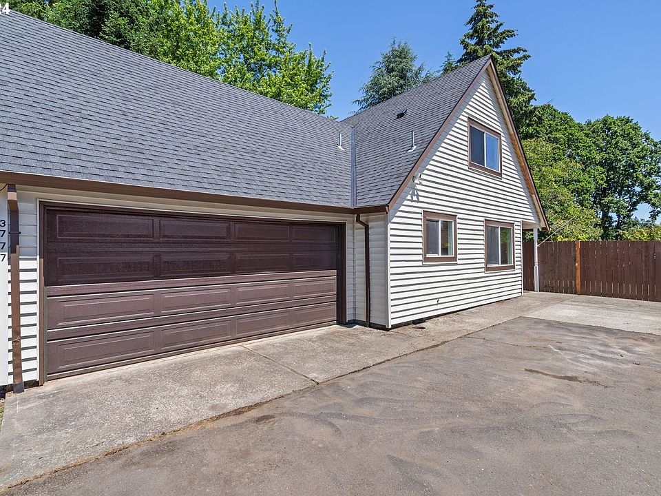 1st image of 3777 NE Meadow Ln