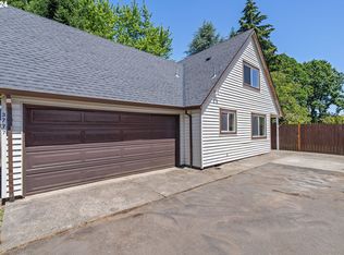 3777 NE Meadow Ln, Hillsboro, OR 97124