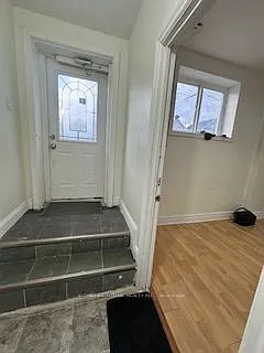 174 Ritson Rd S #201 & 202 — Photo 4