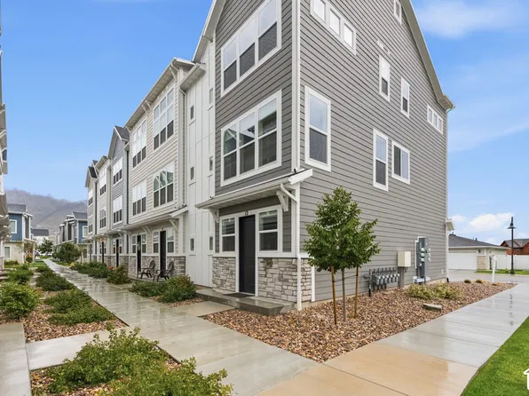 247 E 1825 N Unit 12, North Ogden, UT 84414