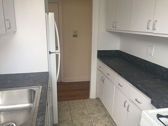 3rd image of 44-15 43rd Ave #C2