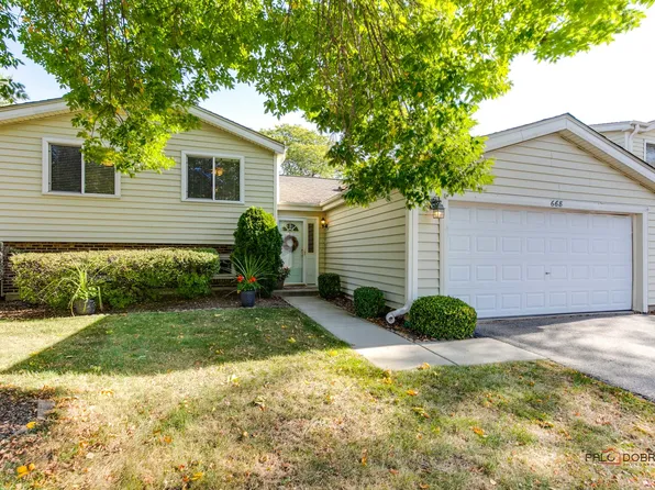 668 Claridge Cir, Hoffman Estates, IL 60169
