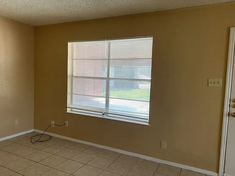 2202 Wheeler, Killeen — Photo 3