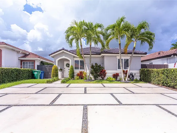 14014 SW 151st Ct, Miami, FL 33196