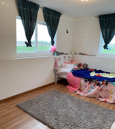 4th image of 6601 383rd Ave NW