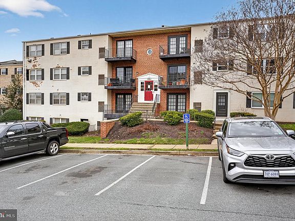2nd image of 432 N Armistead St APT 203