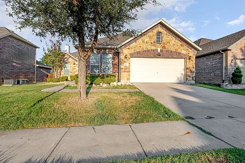 1432 Palestine Dr Photo 1