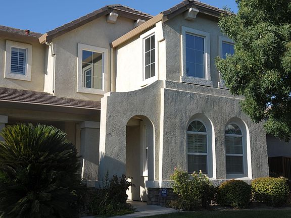 2nd image of 1281 Tulloch Dr