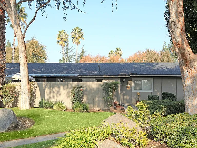 1050 Minnewawa Ave — Photo 24
