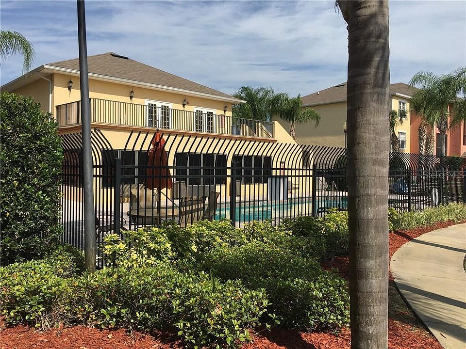 1st image of 10831 Windsor Walk Dr #1109