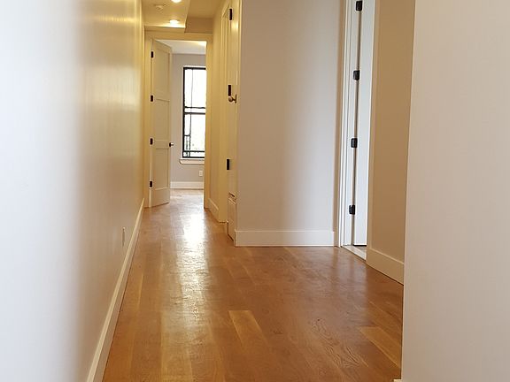 5th image of 679 Halsey St #8L