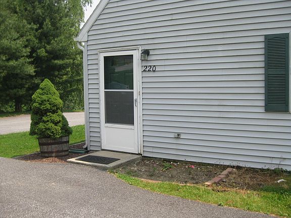 Front door for 220 Laydon Lane