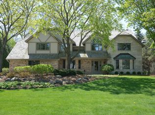 19745 Independence Dr, Brookfield, WI 53045