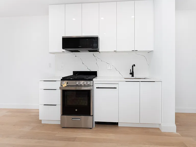 57 W 8th St #2A — Photo 1