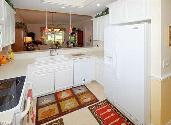 3rd image of 10517 Washingtonia Palm Way APT 3915