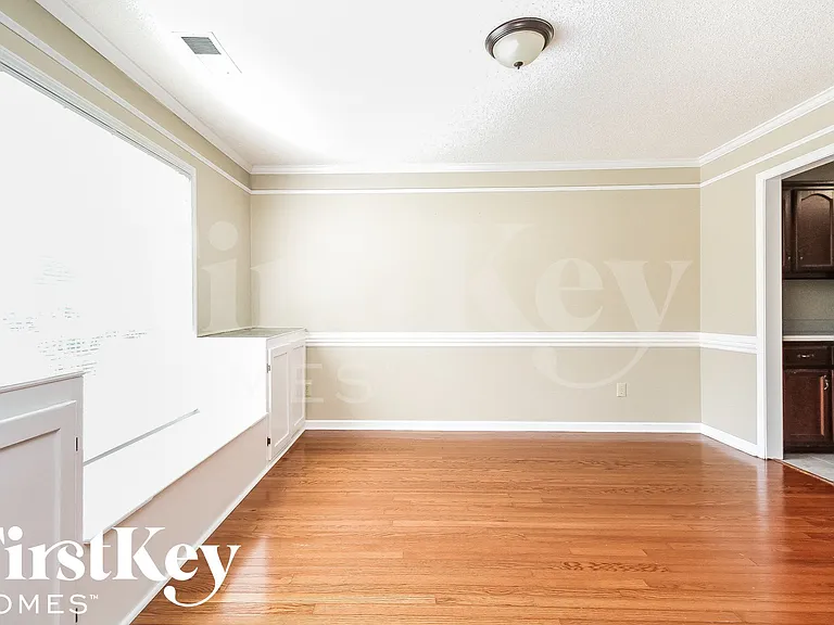 2672 Morning Woods Dr — Photo 3