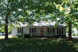 1st image of 106 Mill Creek Ln