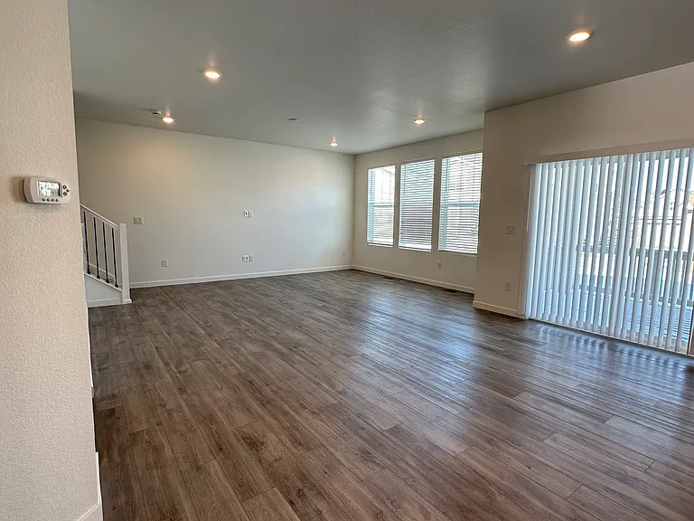 24305 E Ohio Dr — Photo 29