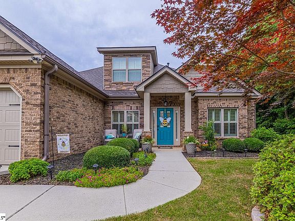 2nd image of 213 Watergrove Dr