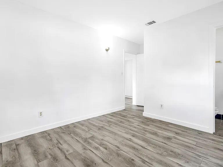 22 Laurie Dr NE — Photo 25