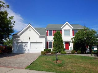 10 Primrose Way, Warren, NJ 07059