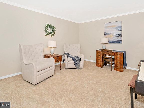 5th image of 2406 Steepleview Ct