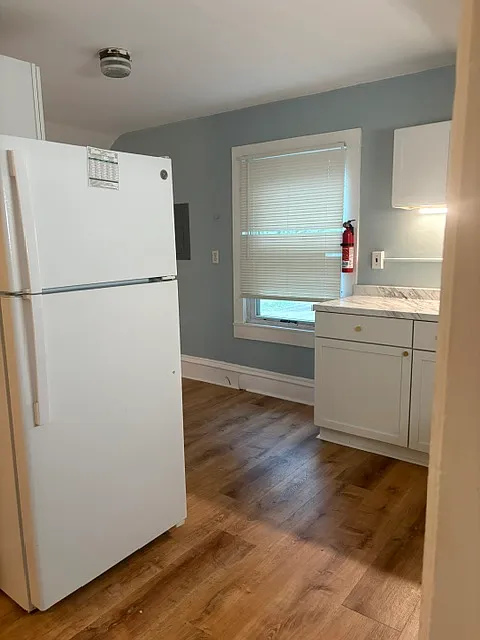 4 bed, 1100 sqft, $1,800 — Photo 4