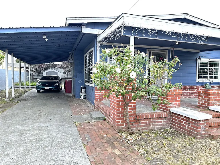 574 Duboce Ave — Photo 21