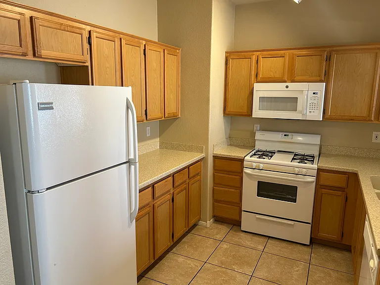3840 Belle Glade St #101 — Photo 7