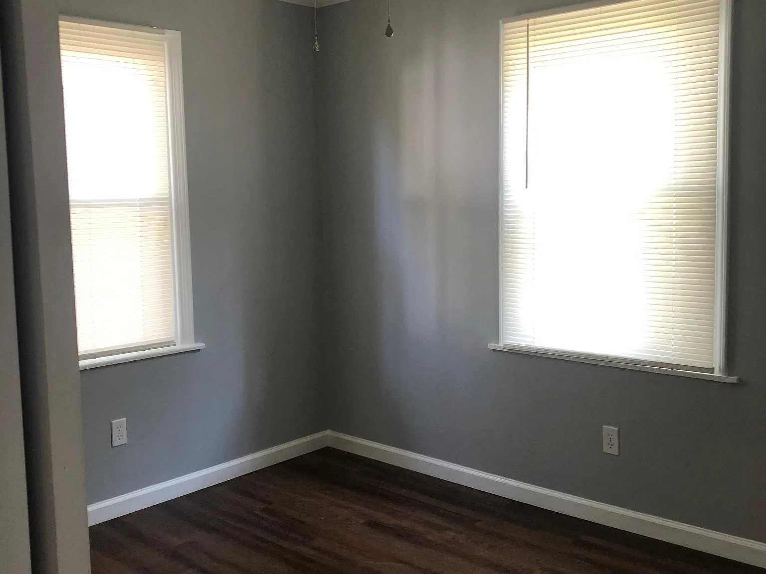 111 Cox Ave — Photo 4