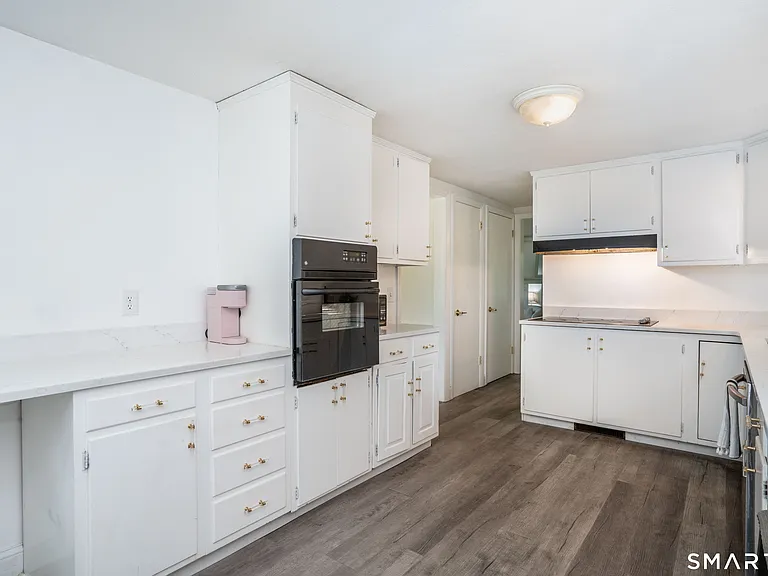 25 Greensview Dr — Photo 10
