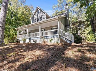 51 Cooper Hill Rd, Grant, AL 35747