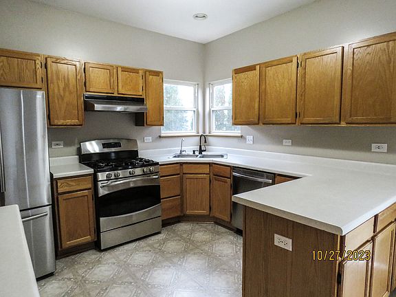 5th image of 1078 Haywood Dr