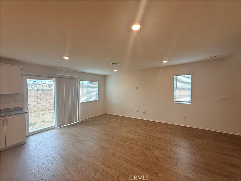 14063 Starlene St — Photo 4