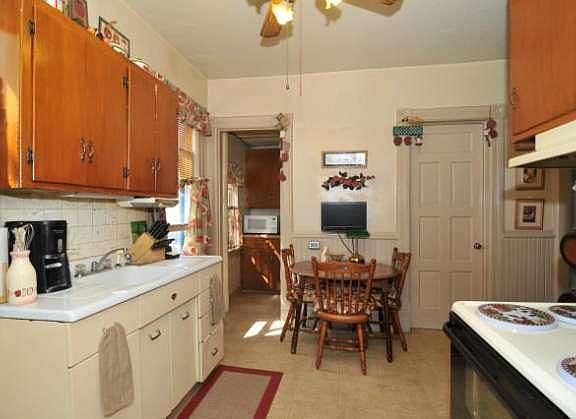 5th image of 39 South St #39A