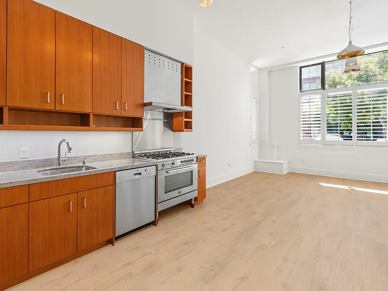 993 Tennessee St #1 — Photo 8