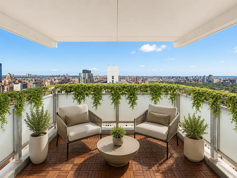 721 Columbus Ave #21C — Photo 3
