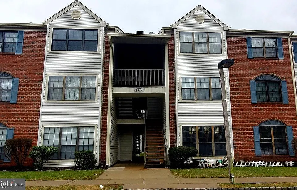 2 Feiler Ct