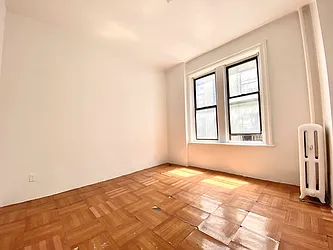 Rented by Urban Real Estate Property Group Inc