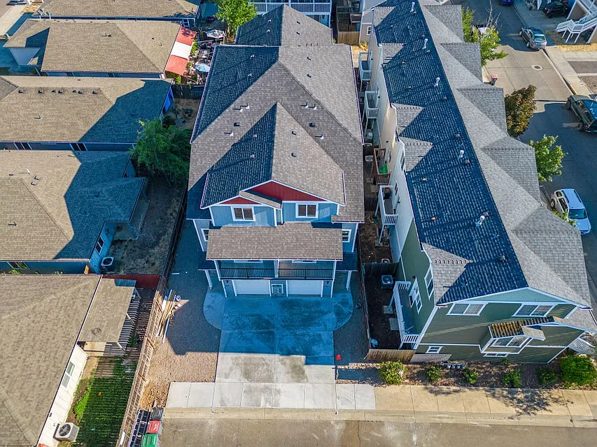 360 ID #, 7892 Jacqueline Way - 1 — Photo 3