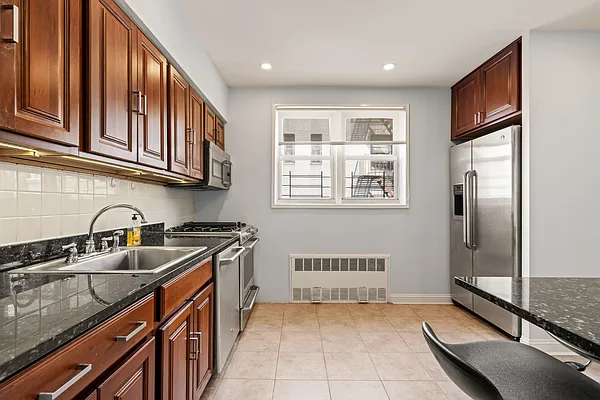 Sold by Douglas Elliman | media 6