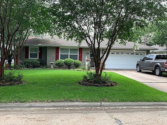 2nd image of 4831 Sue Ave