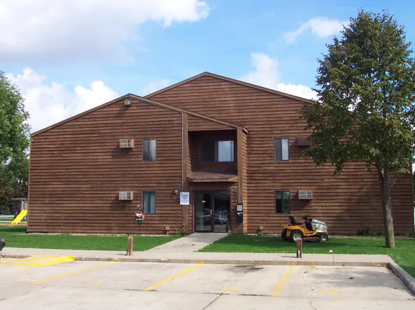 602 W Veterans Memorial Hwy #13, Kasson, MN 55944